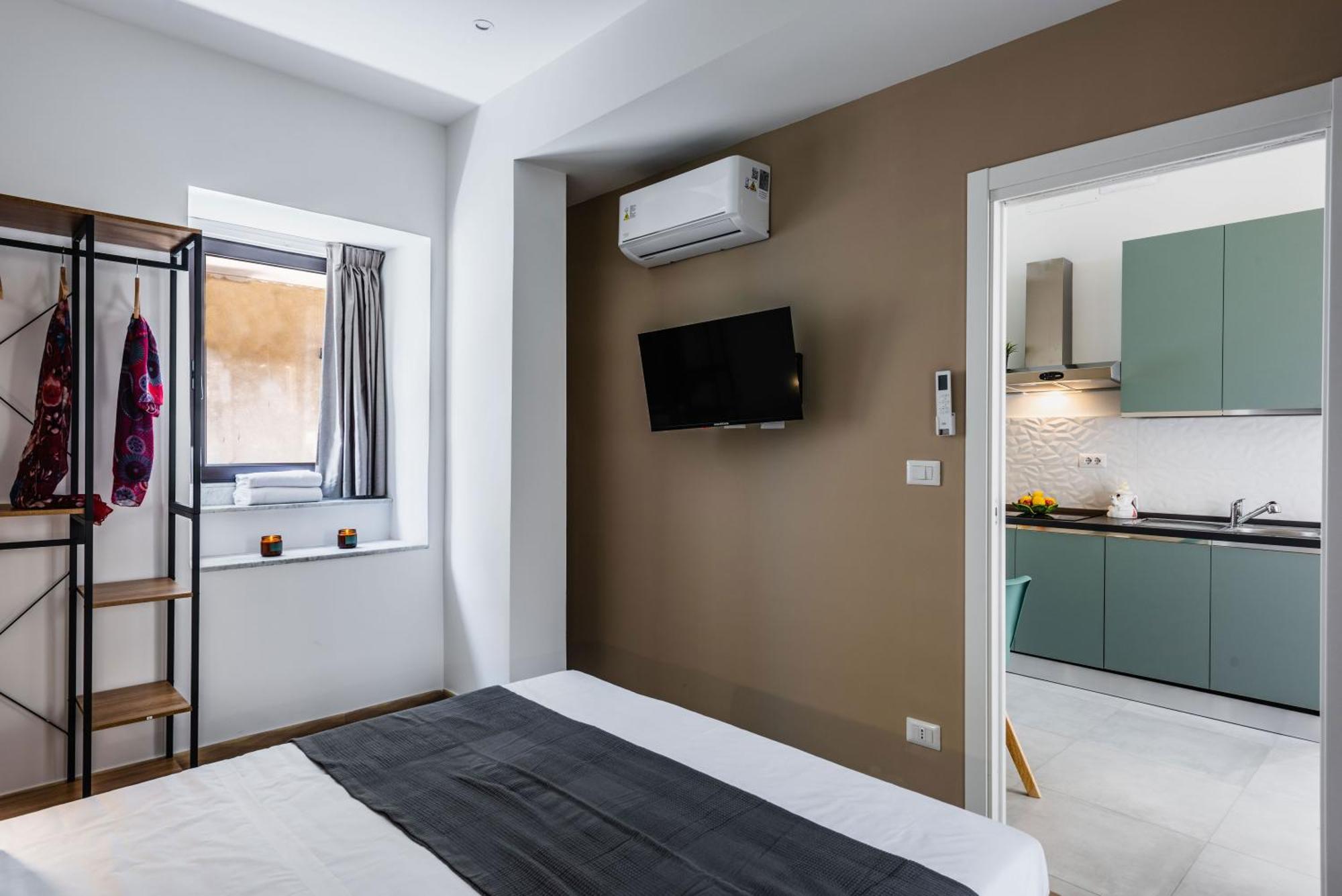 Apartment Casa Kyuka: History & Modernity *
